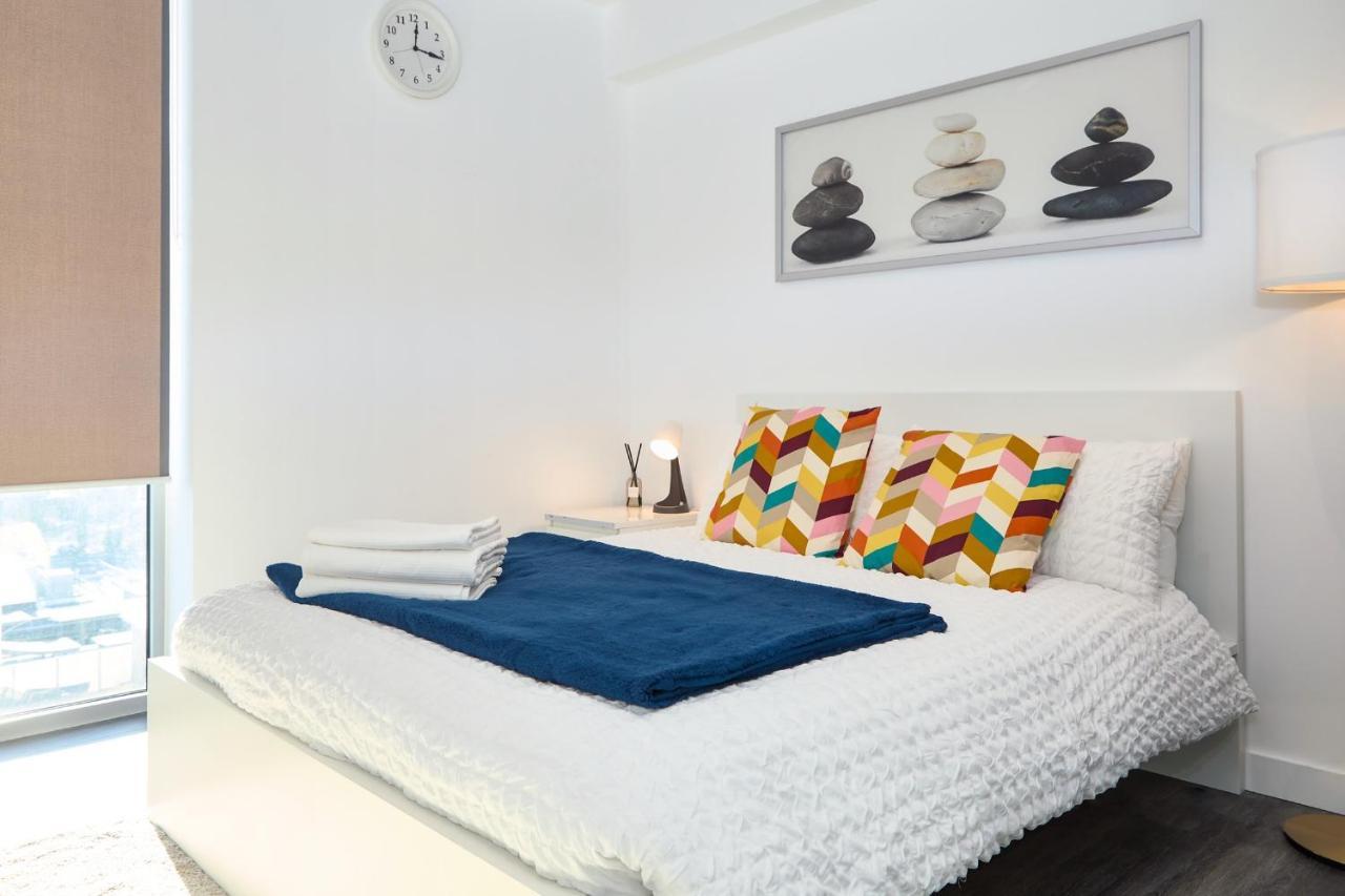 Morden Lovely 3Bedroom Apartment London Abbey Wood Luaran gambar